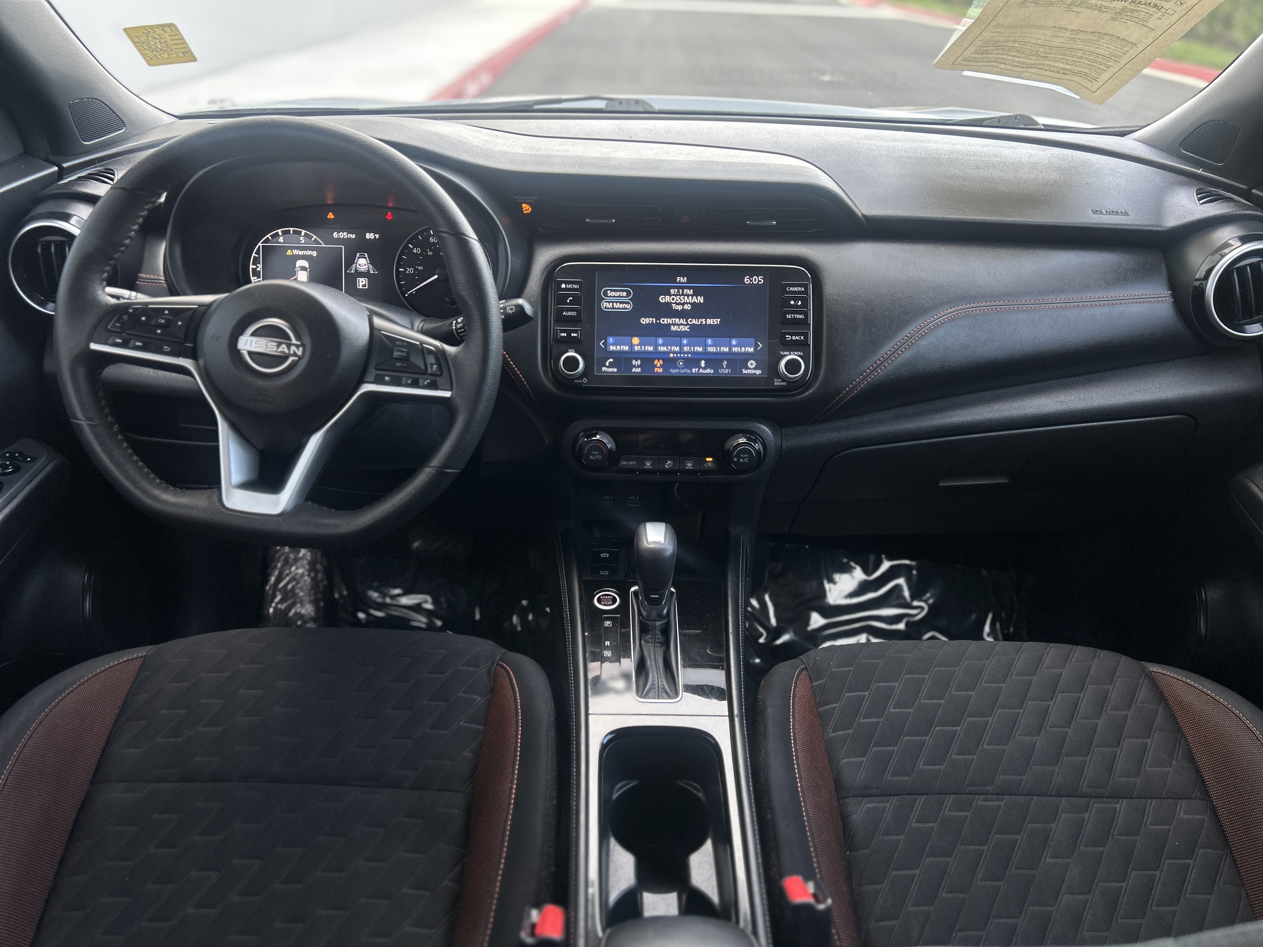 Used 2023 Nissan Kicks SR image 20