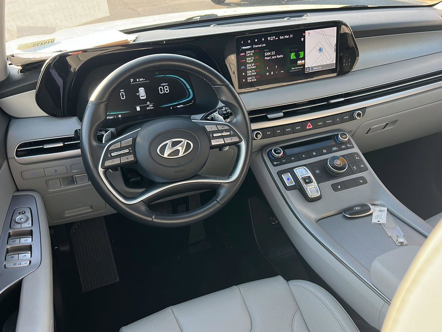 Used 2025 Hyundai Palisade SEL FWD image 19