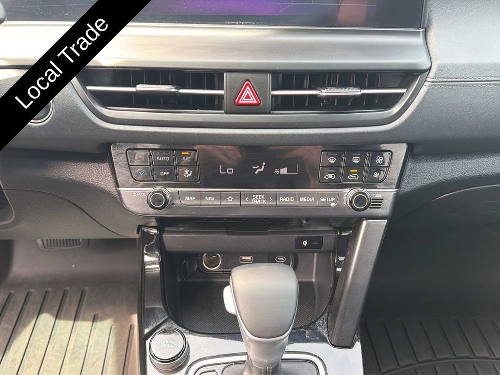 Used 2024 Kia Seltos EX image 22