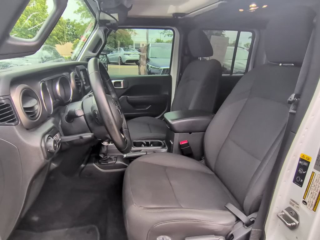 Used 2020 Jeep Wrangler Unlimited Sport S AWD/4WD image 11