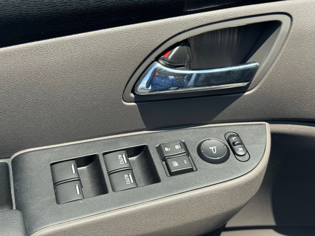 Used 2014 Honda Odyssey EX-L image 22