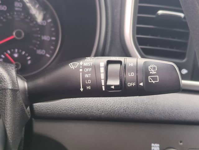 Used 2021 Kia Sportage LX FWD image 25