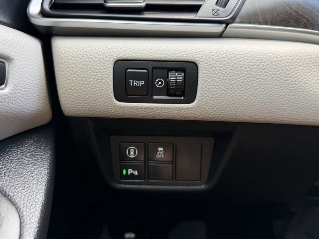 Used 2022 Honda Accord EX-L image 28
