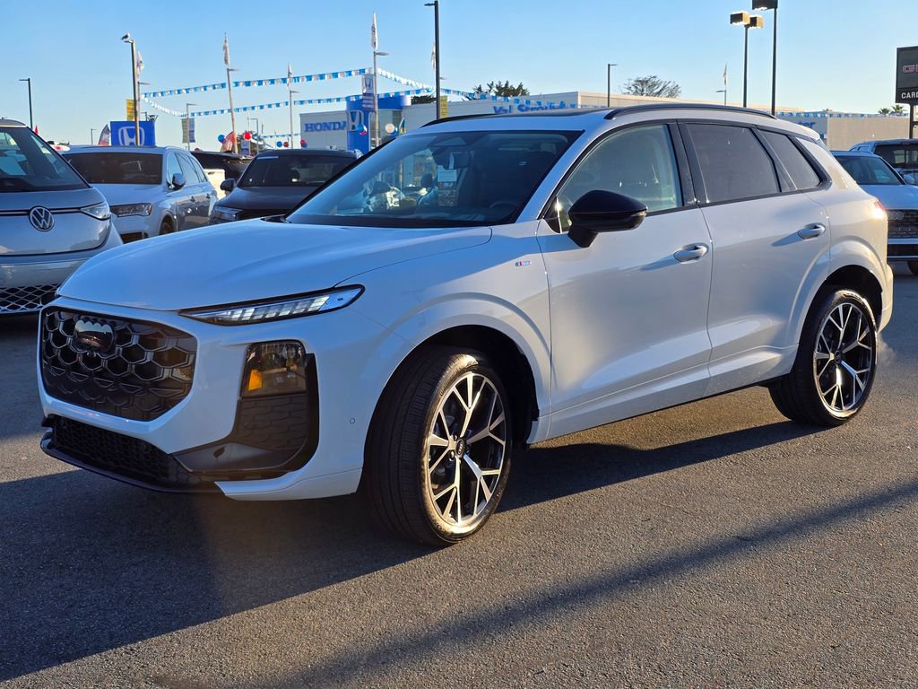 New 2026 Audi Q3 quattro 2.0T image 2