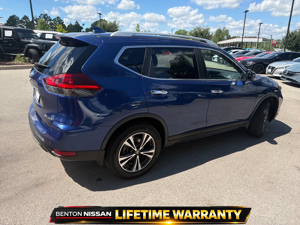 Used 2020 Nissan Rogue SV w/ Premium Package AWD/4WD image 8
