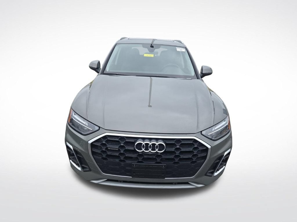 Used 2023 Audi Q5 2.0T Premium Plus w/ Premium Plus Package AWD/4WD image 10