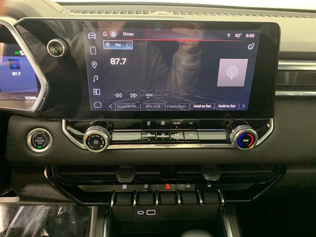 Used 2025 GMC Canyon Elevation image 11