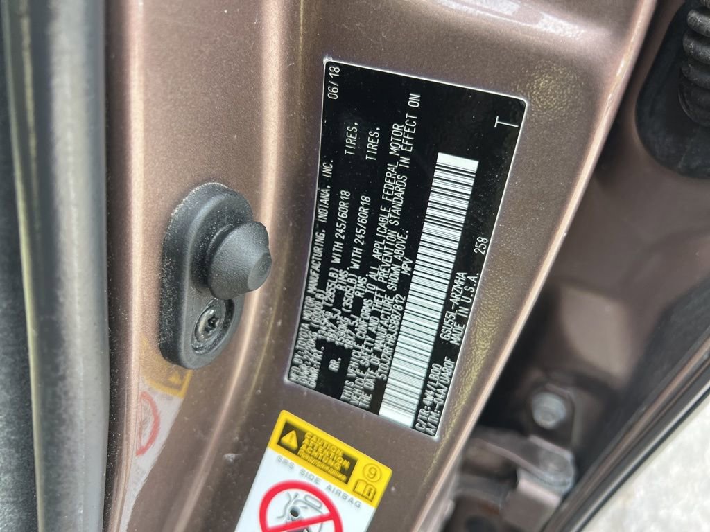 Used 2018 Toyota Highlander XLE AWD/4WD image 33