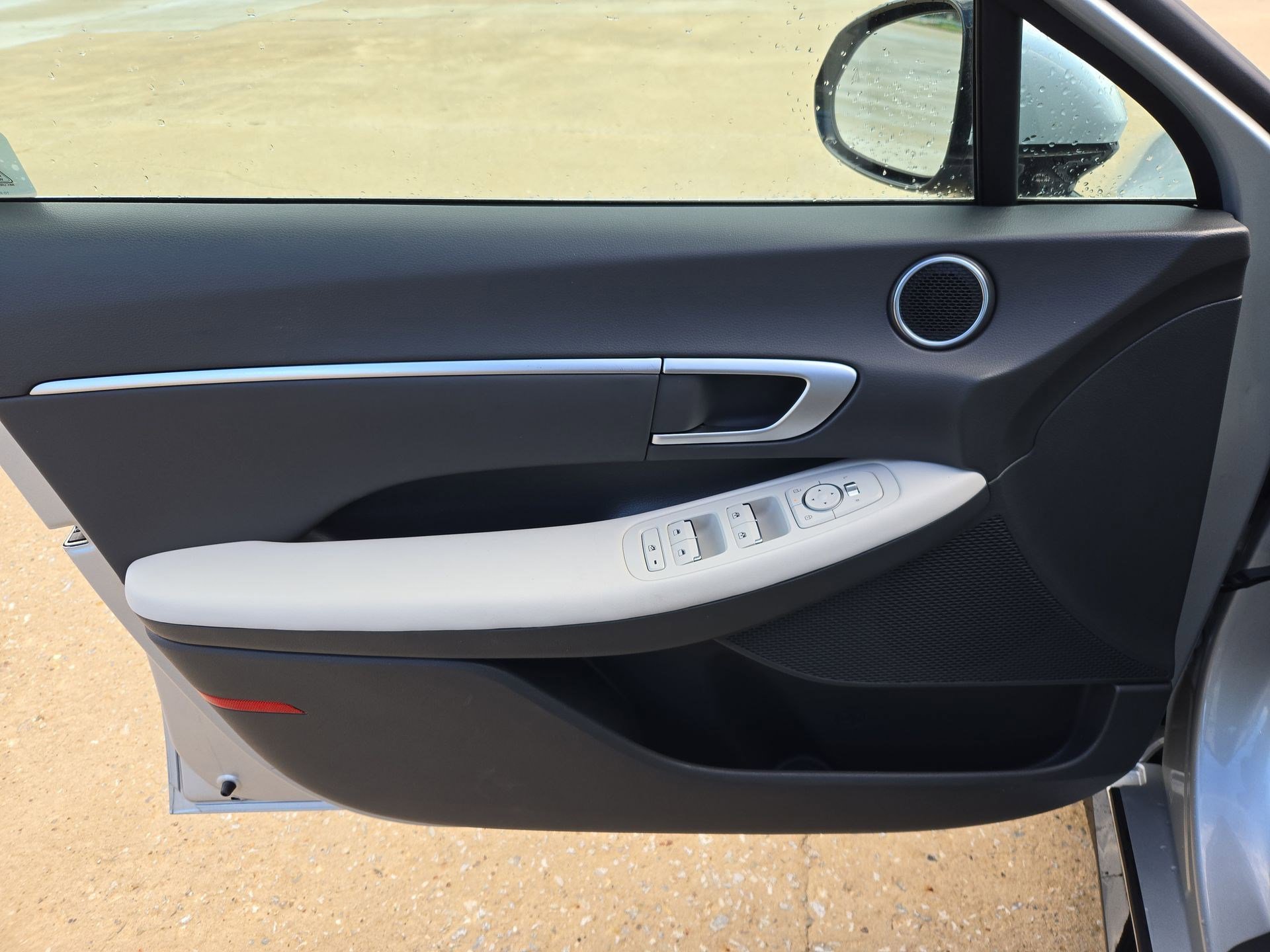Used 2025 Hyundai Sonata SEL FWD image 13