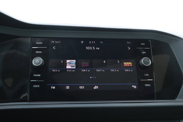 Used 2020 Volkswagen Jetta SEL Premium FWD image 16