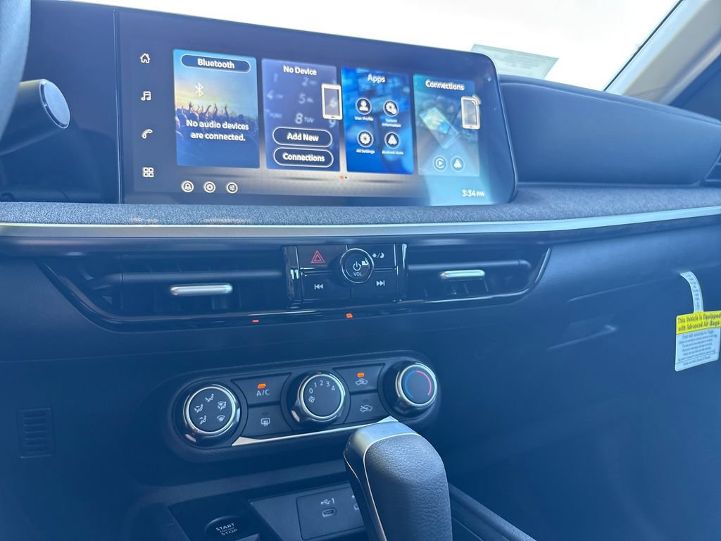 New 2026 Nissan Kicks S FWD image 16