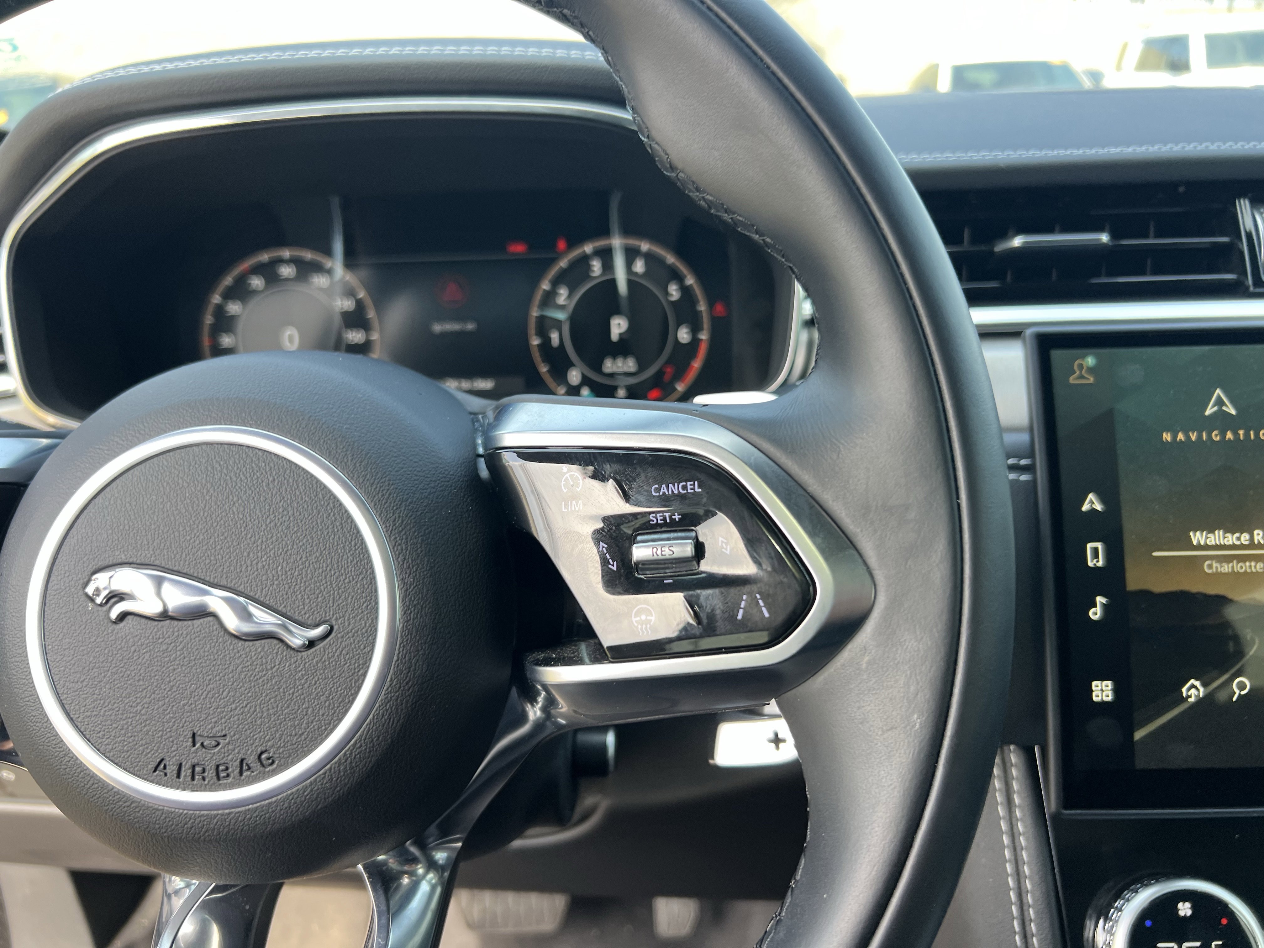 Certified 2025 Jaguar F-PACE R-Dynamic S image 20