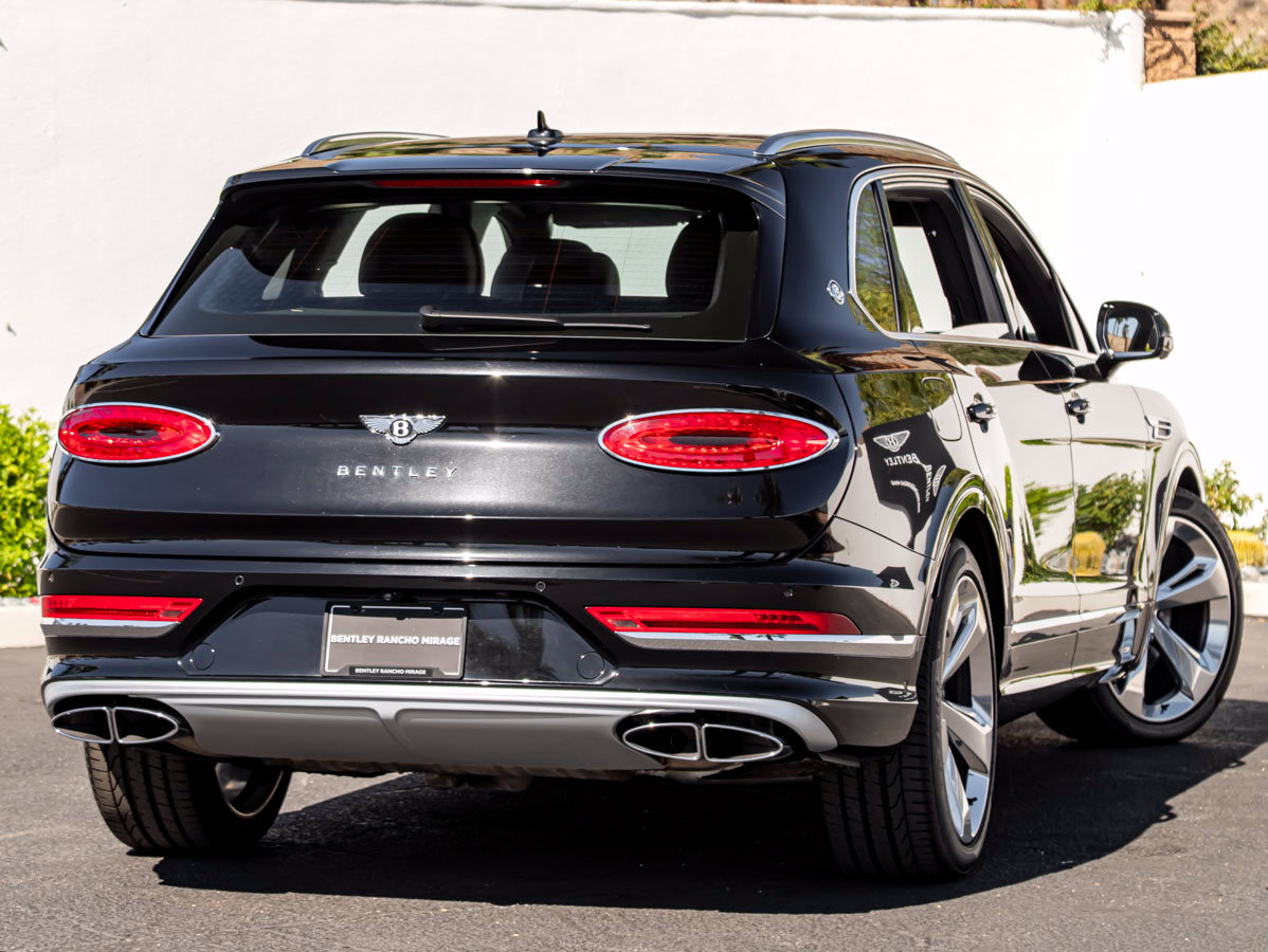 Used 2025 Bentley Bentayga Extended Wheelbase AWD/4WD image 10