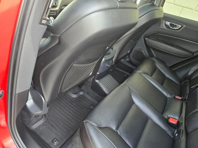 Used 2019 Volvo XC60 T8 Inscription w/ Protection Package Premier AWD/4WD image 24