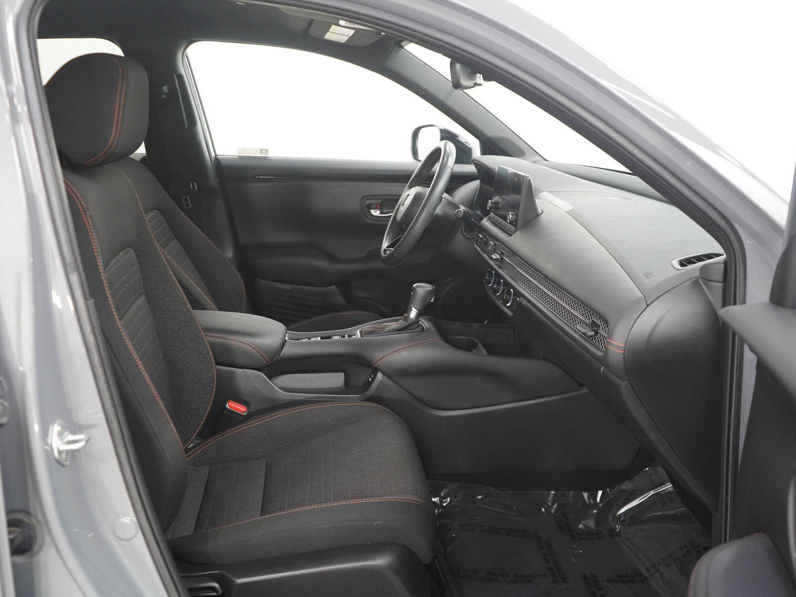 Used 2024 Honda HR-V Sport image 11