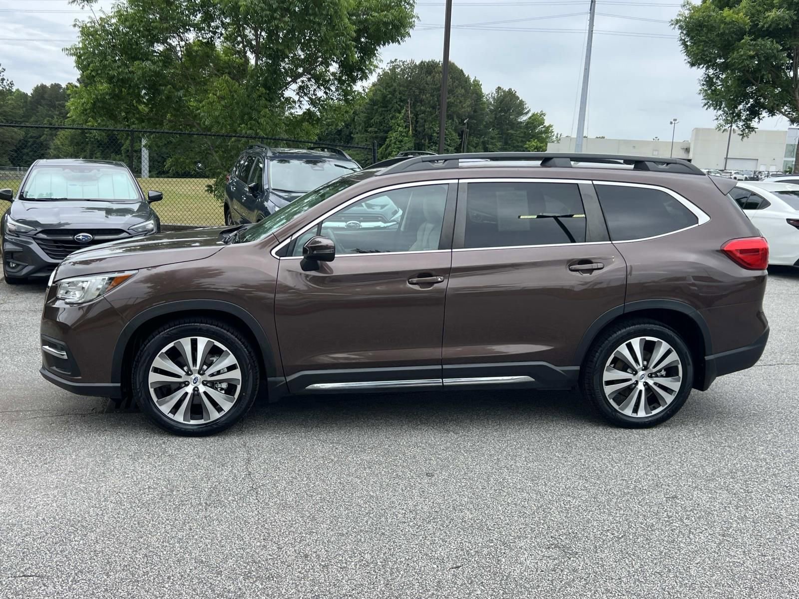 Used 2021 Subaru Ascent Limited w/ Popular Package #2A AWD/4WD image 4