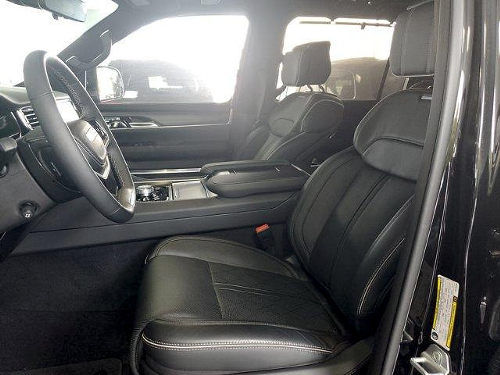 New 2024 Jeep Grand Wagoneer Series II Obsidian w/ Quick Order Packagew 28T AWD/4WD image 11