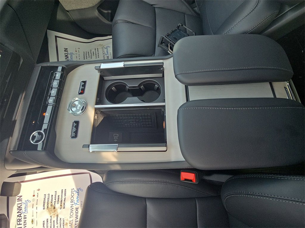 New 2025 Lincoln Navigator L Reserve w/ Jet Appearance Package image 13