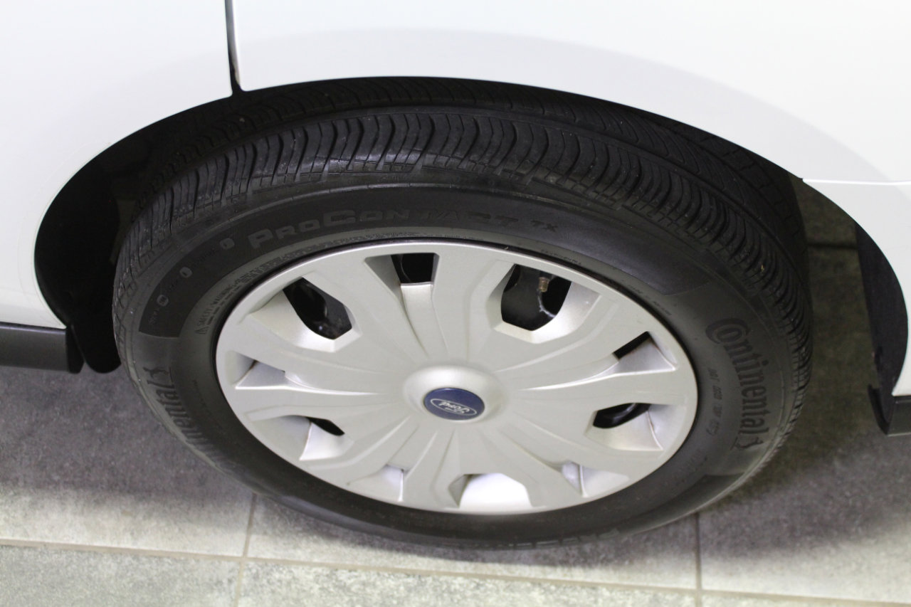 Used 2019 Ford Transit Connect XLT image 30