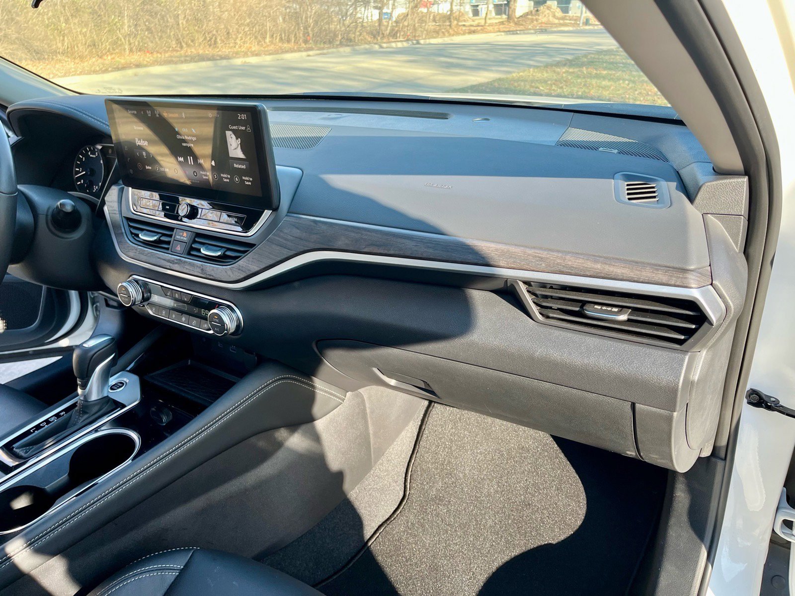 Used 2025 Nissan Altima 2.5 SL image 14