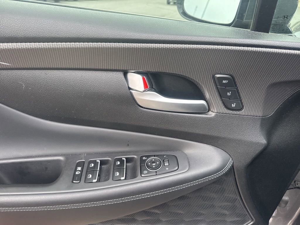 Used 2020 Hyundai Santa Fe Limited image 10