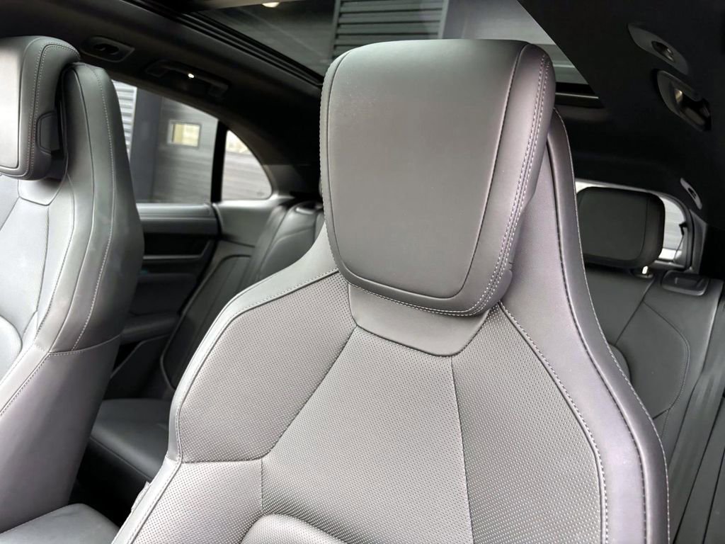 Used 2024 Porsche Macan 4 Electric image 21