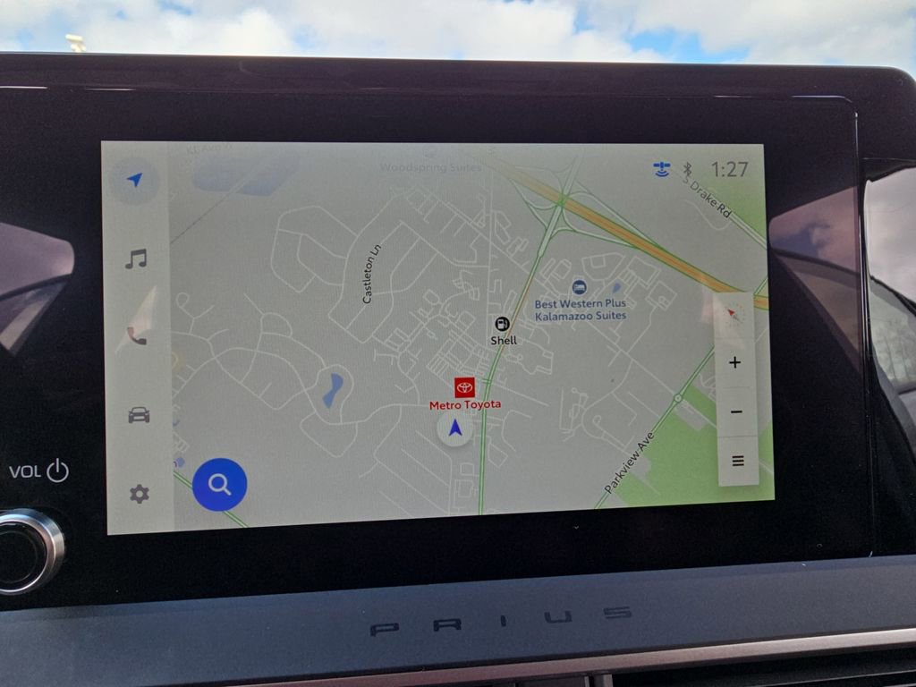 Used 2025 Toyota Prius Plug-In Hybrid image 23