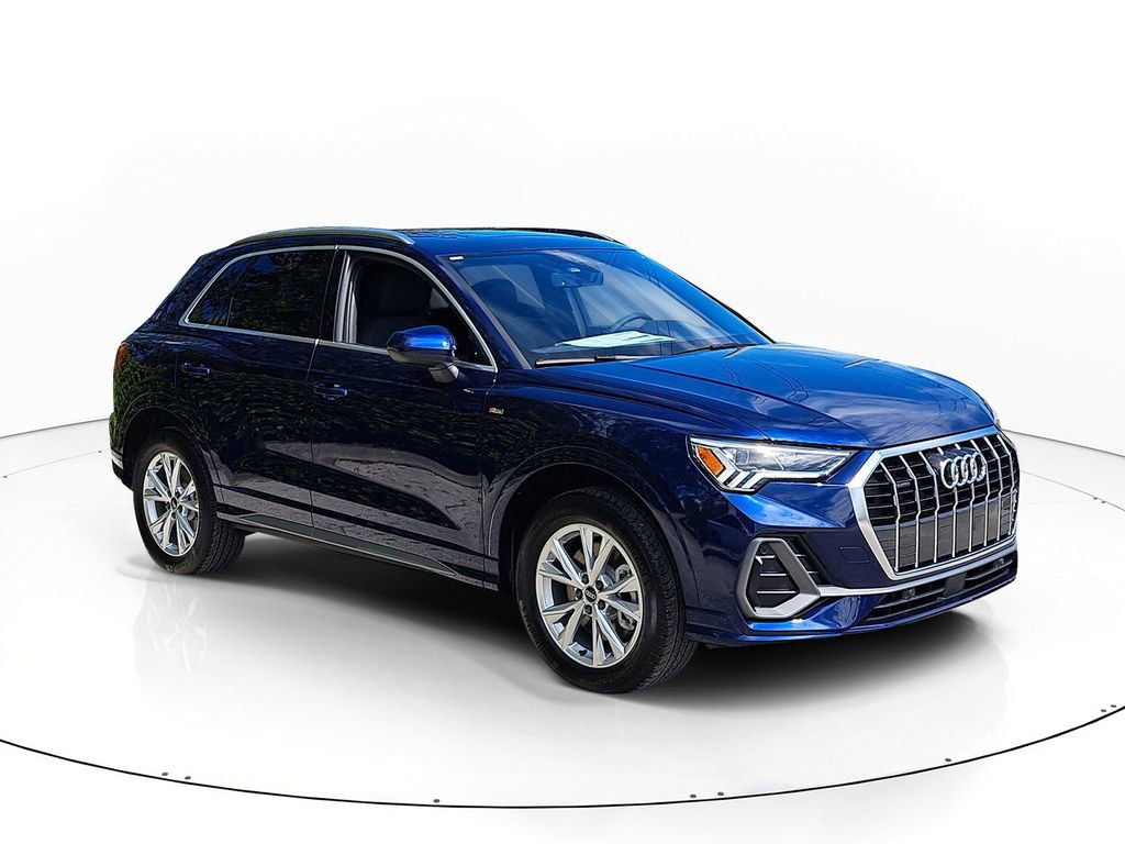 New 2025 Audi Q3 2.0T Premium image 1
