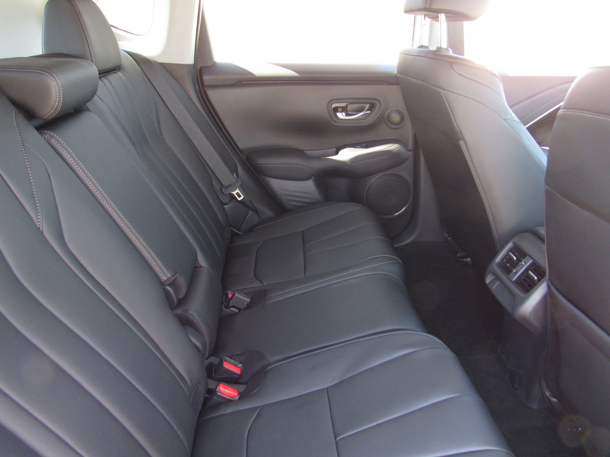 Certified 2025 Acura ADX FWD image 12