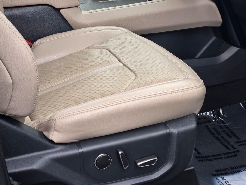 Used 2024 Ford Expedition Max Limited image 7