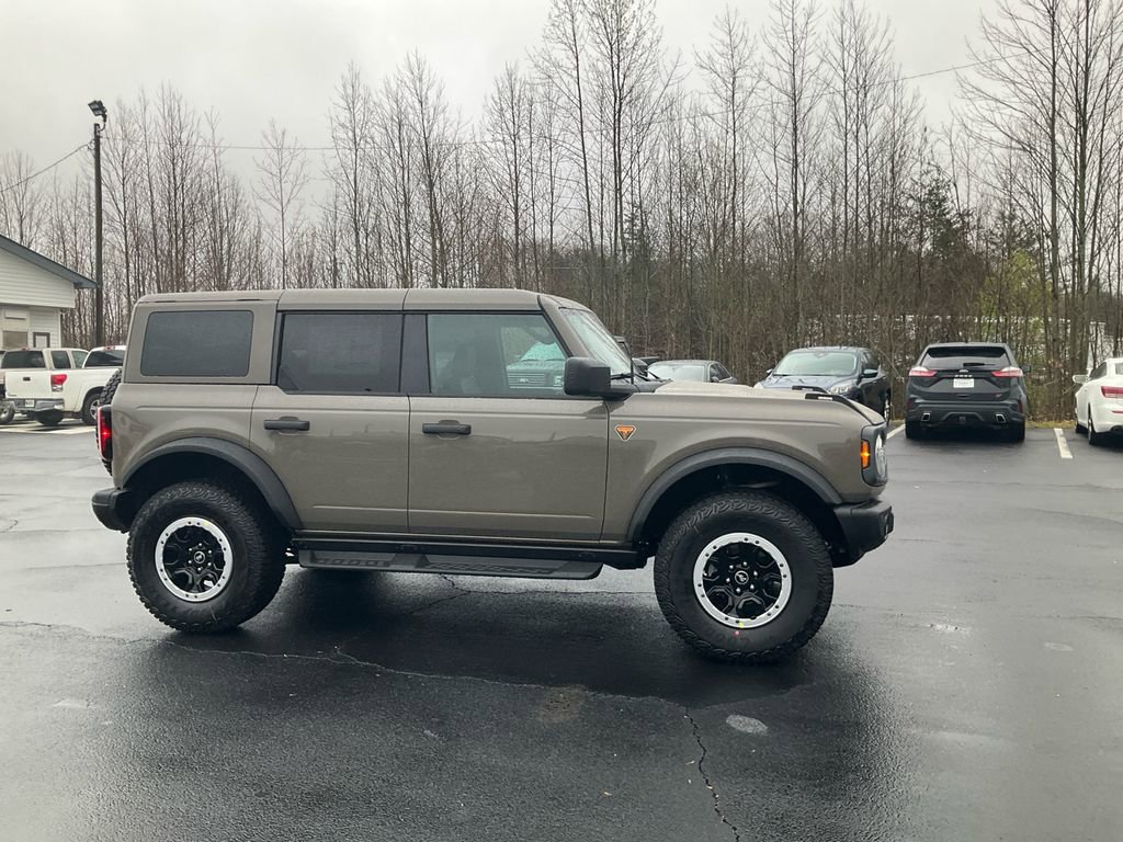 New 2026 Ford Bronco Badlands image 4