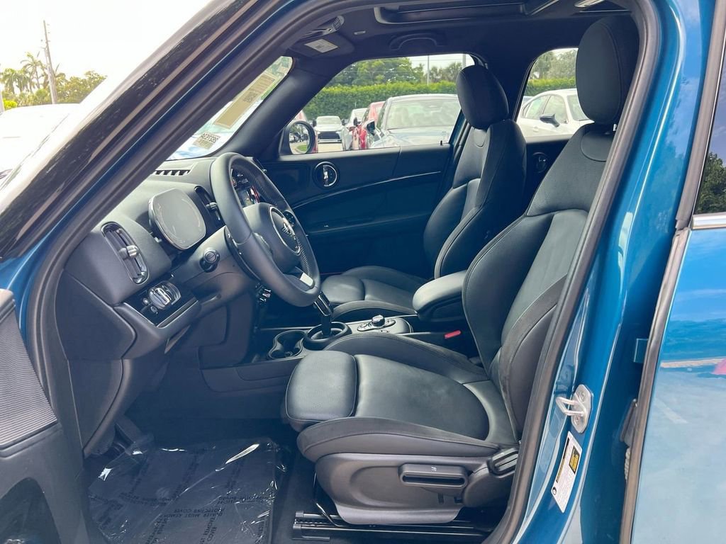 Used 2024 MINI Cooper Countryman S w/ Signature Upholstery Package FWD image 12