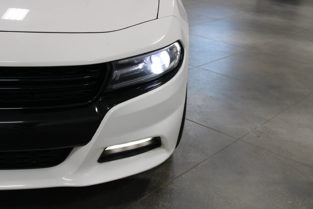 Used 2016 Dodge Charger R/T RWD image 13