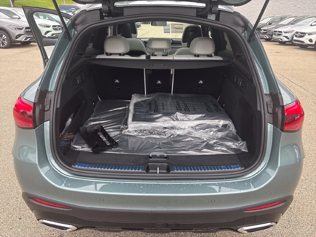 New 2027 Mercedes-Benz GLC 300 4MATIC image 23