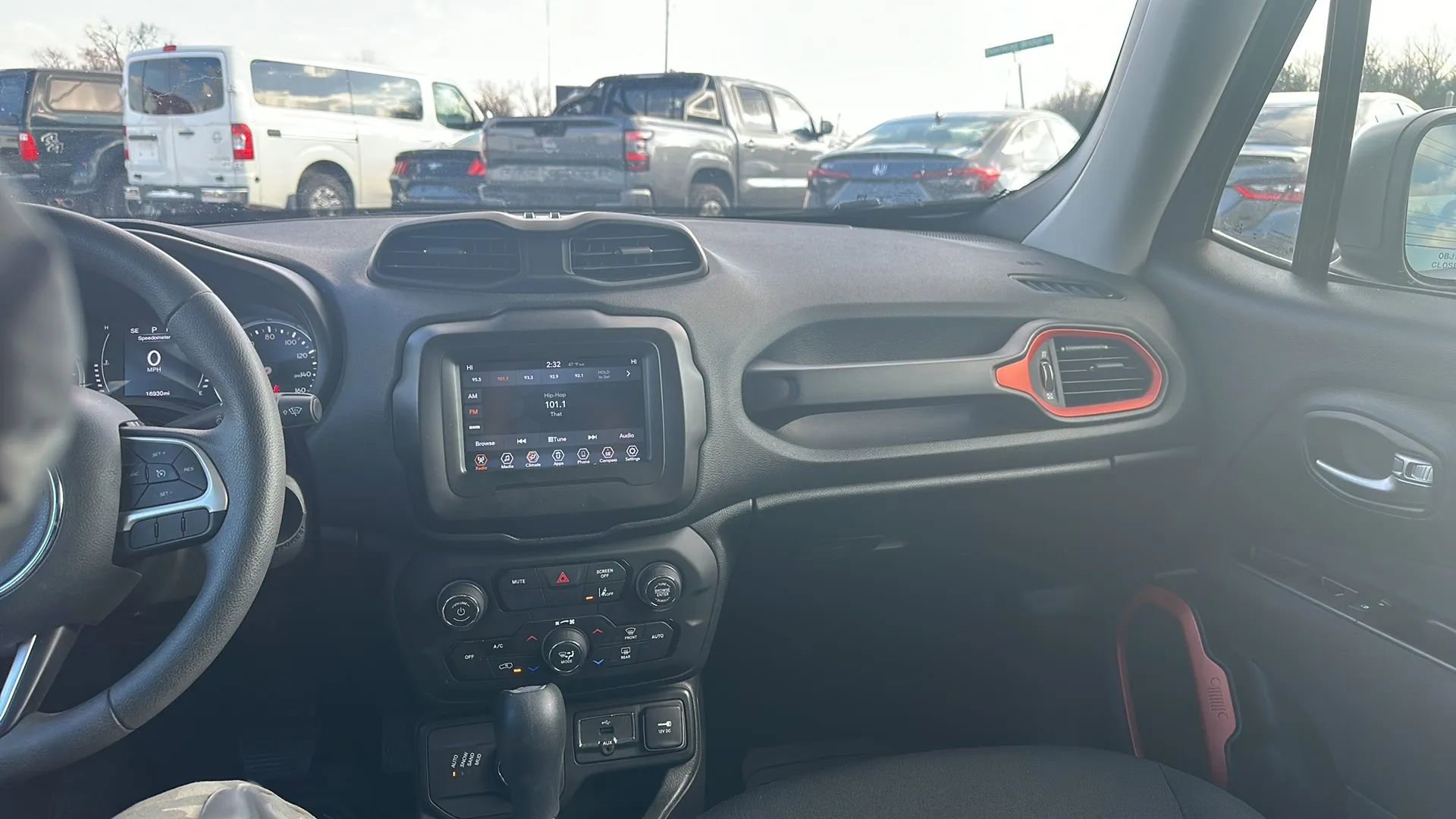 Used 2021 Jeep Renegade Sport image 18