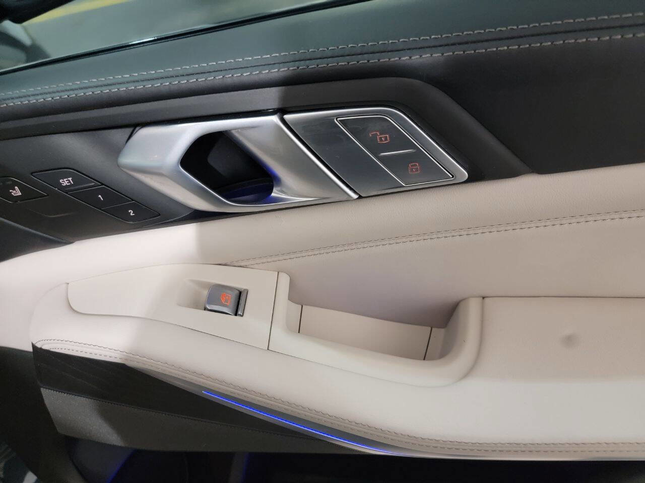 Used 2021 BMW X7 xDrive40i w/ Executive Package AWD/4WD image 33