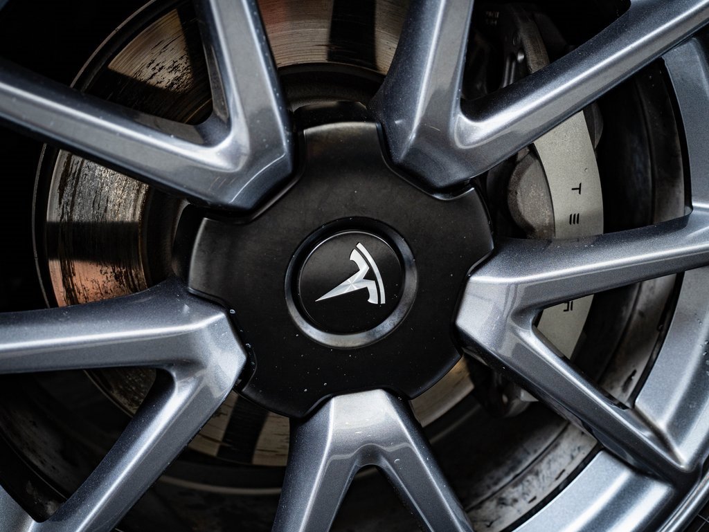 Used 2021 Tesla Model 3 Standard Range Plus image 8