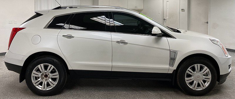 Used 2016 Cadillac SRX Luxury w/ Driver Awareness Package image 4