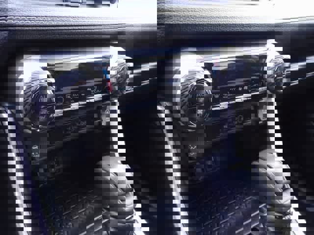 Used 2023 Toyota RAV4 XLE image 8