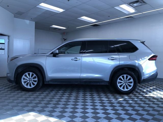 Certified 2025 Toyota Grand Highlander AWD image 13