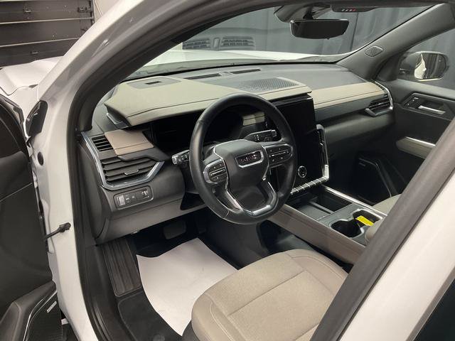 Used 2026 GMC Acadia Elevation FWD image 10