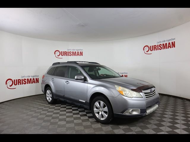 Used 2010 Subaru Outback 2.5i Limited image 9