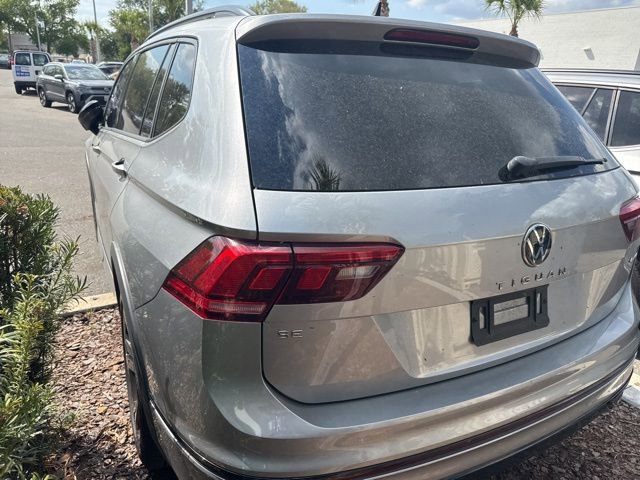 Used 2023 Volkswagen Tiguan SE R-Line image 6