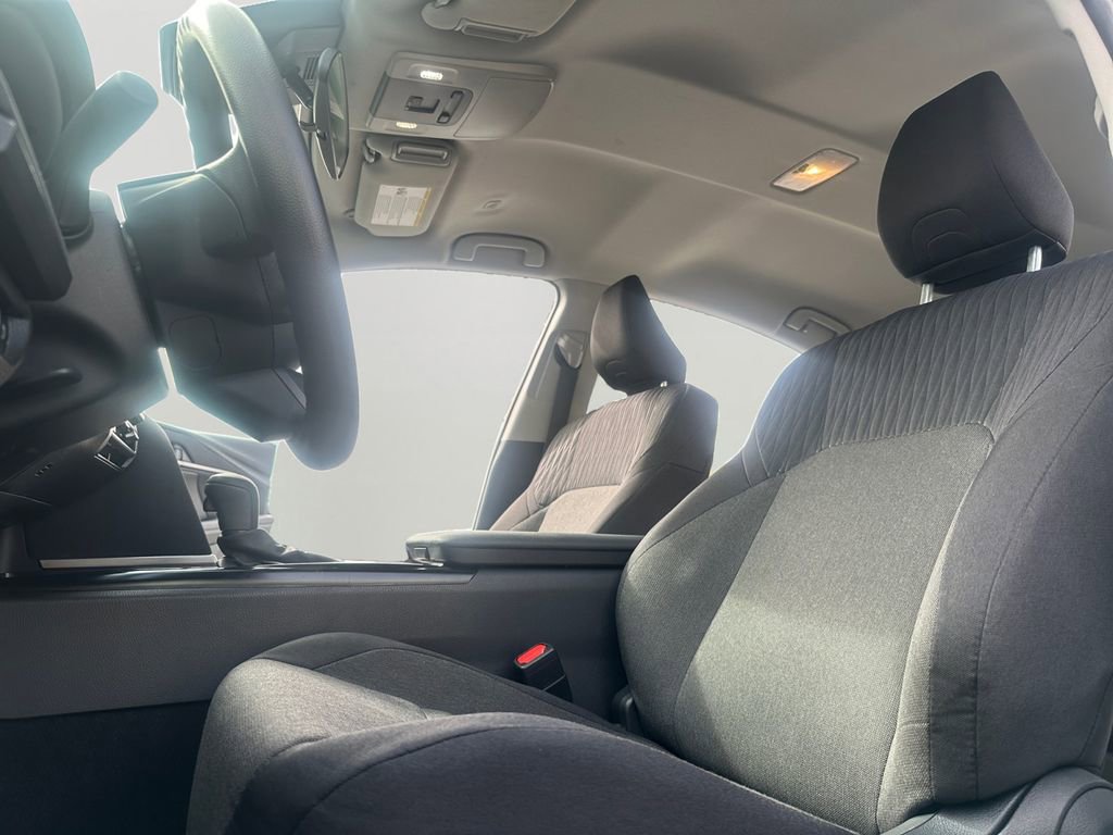 Used 2025 Toyota Camry LE FWD image 21