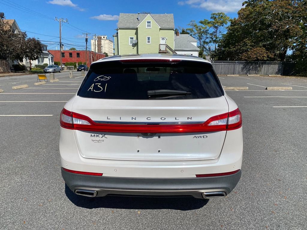 Used 2016 Lincoln MKX Reserve w/ Cargo Utility Package image 6
