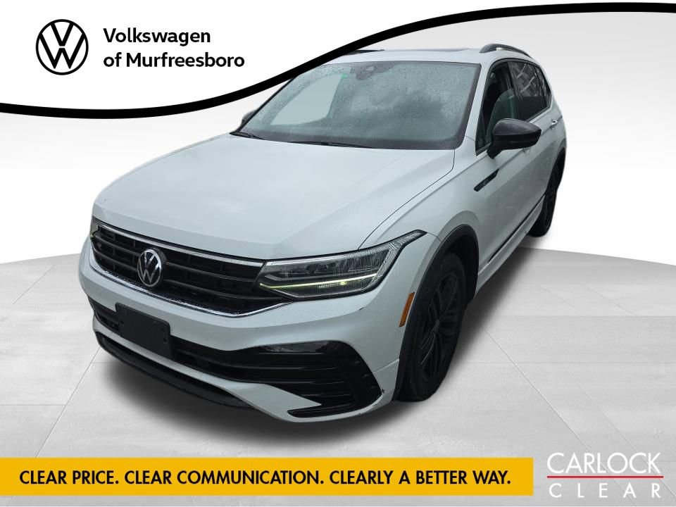 Used 2022 Volkswagen Tiguan SE R-Line image 1