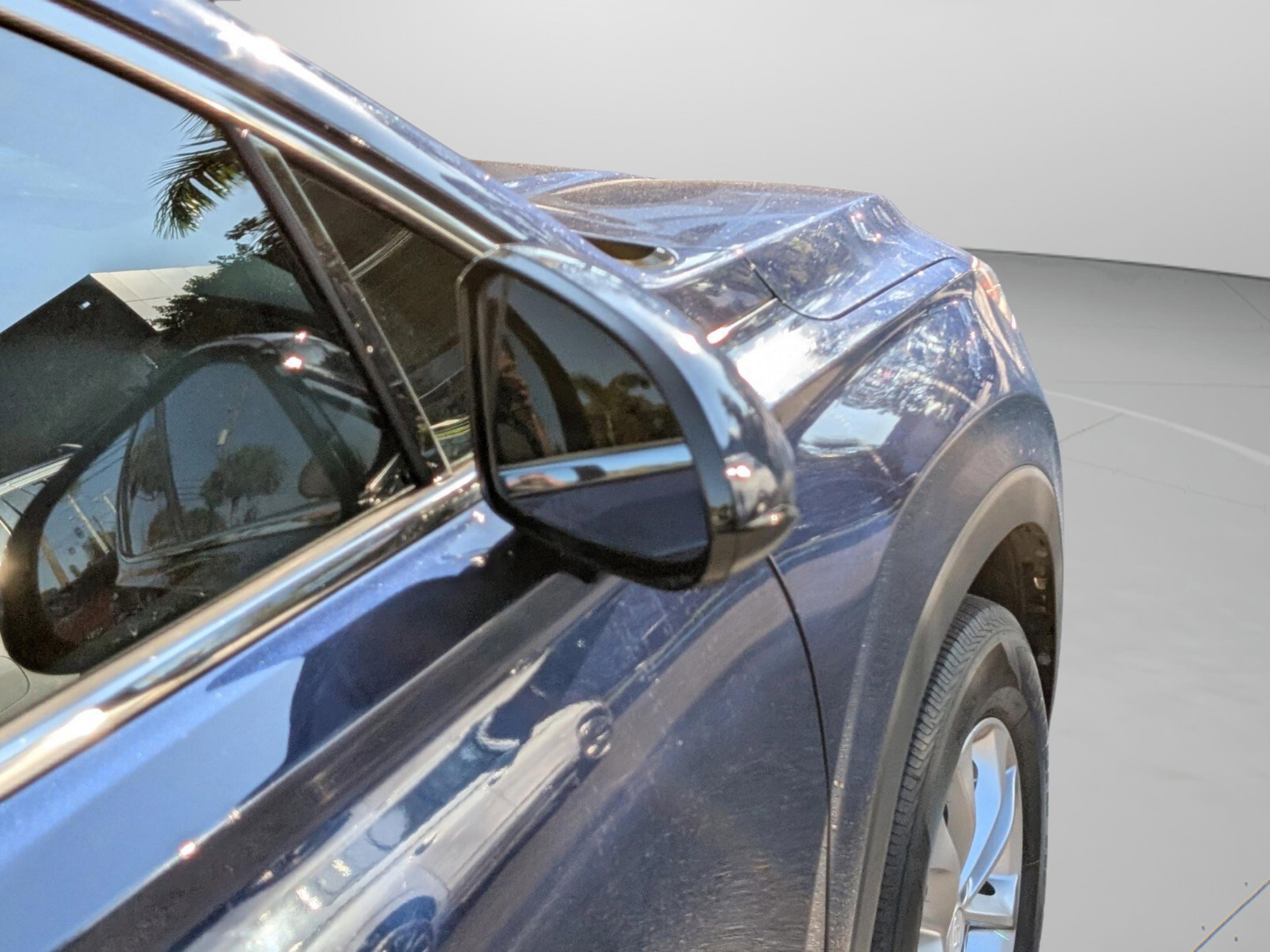 Used 2020 Hyundai Santa Fe SEL image 29