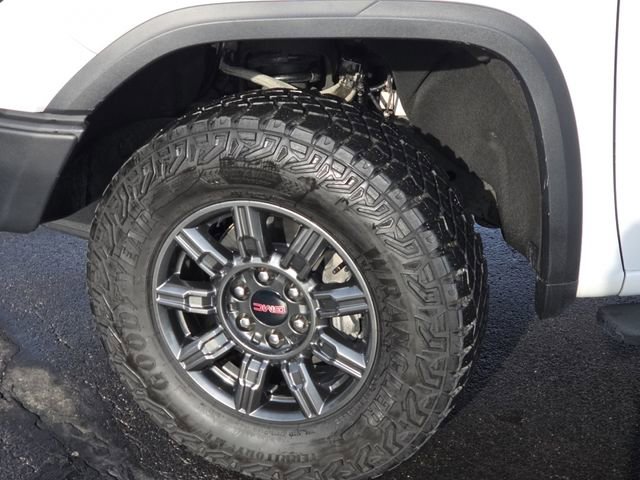 Used 2025 GMC Sierra 1500 AT4X image 28