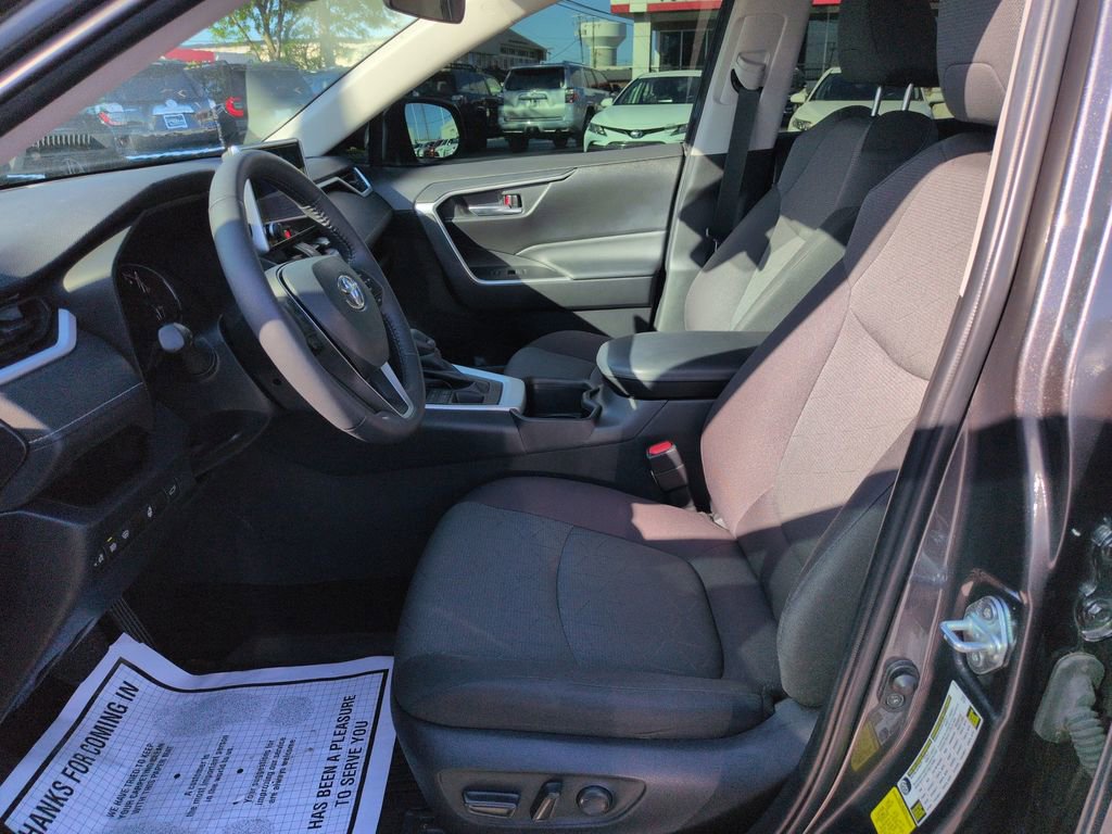 Certified 2023 Toyota RAV4 XLE w/ Convenience Package AWD/4WD image 9