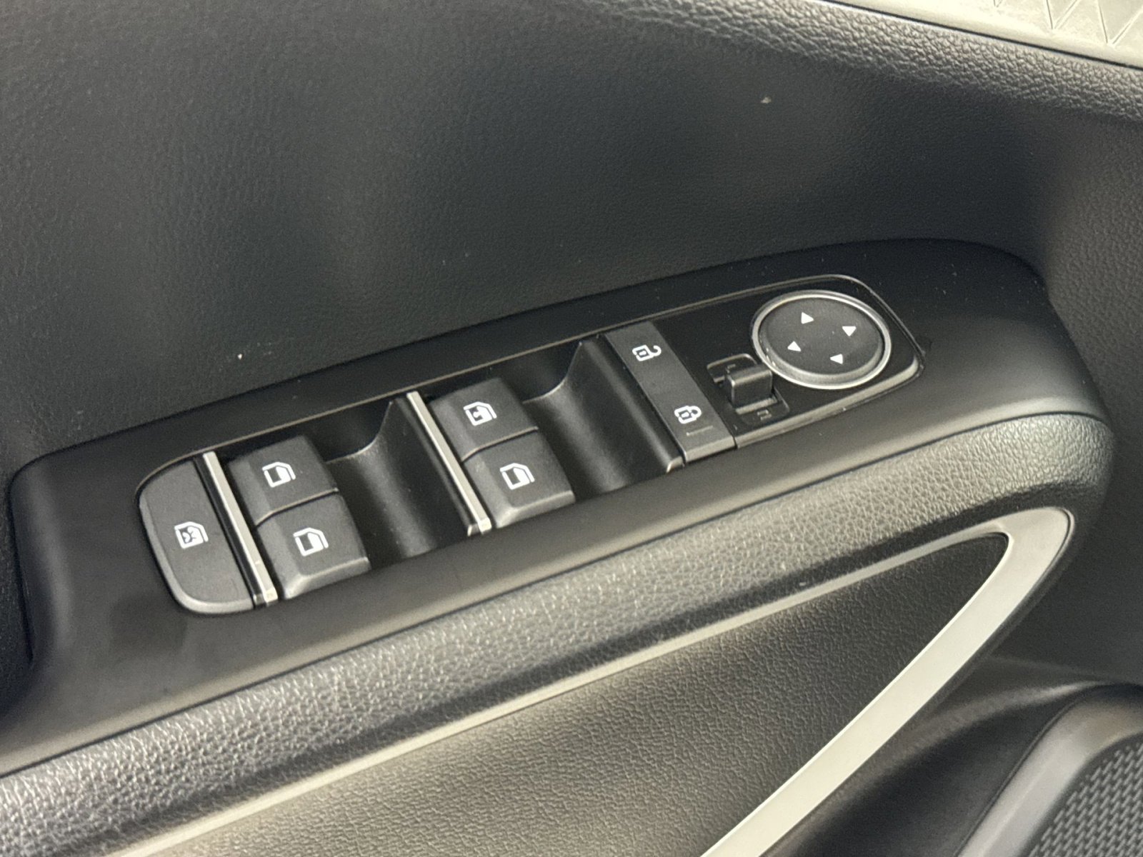 Used 2024 Kia Soul LX w/ Option Group 015 image 19